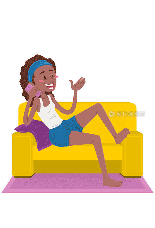 一个黑人女人在沙发上打电话