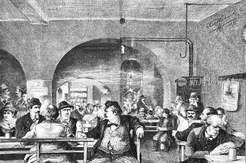 Augustiner-Br?u慕尼黑的啤酒餐厅，人们边喝酒边聊天