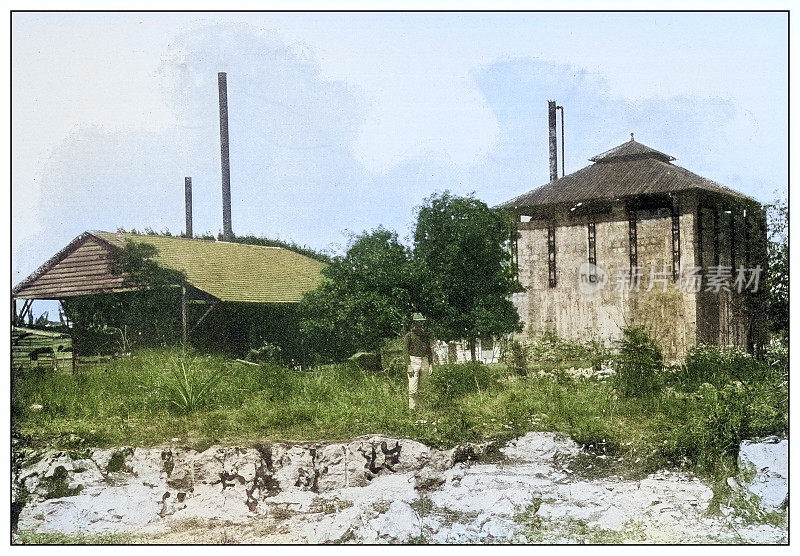 古色古色的黑白照片:古巴卡德纳斯郊区的自来水厂