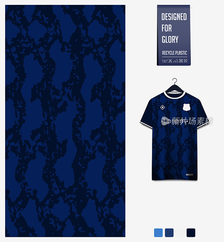 足球球衣图案设计。蛇图案在深蓝色背景足球装备，足球装备或运动制服。t恤模型模板。结构模式。抽象的背景。
