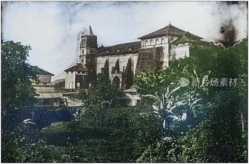 美军黑白照片:菲律宾吕宋岛教堂