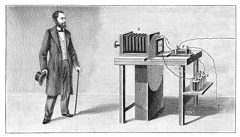 杜绍望远镜的发明者用摄影器材进行广播