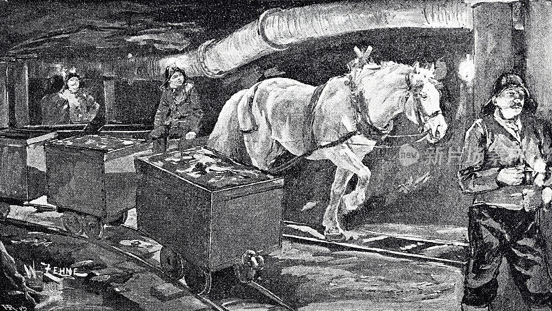 矿井里有马的传送带