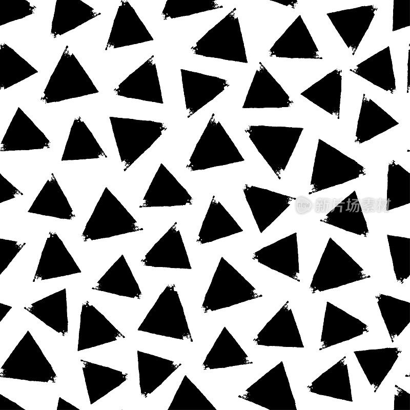 白色背景上孤立的小黑墨水三角形。单色几何无缝图案。矢量简单平面图形手绘插图。纹理。