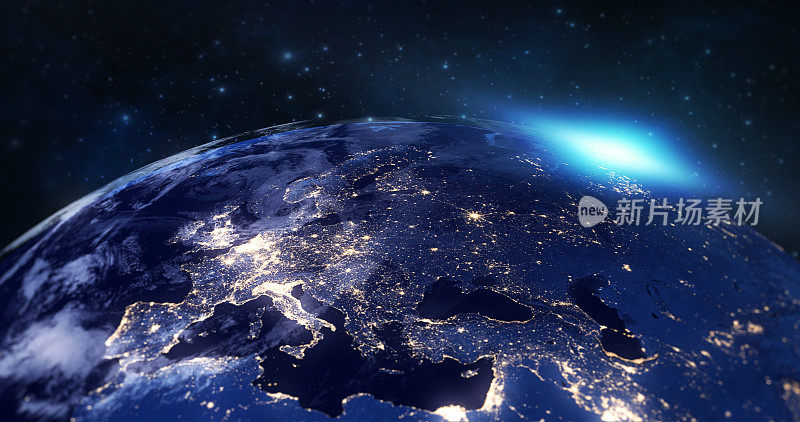 来自太空的蓝色行星地球显示了欧洲大陆的夜晚，地球世界的蓝色辉光边缘和太阳光线日出，这幅图像的一些元素由美国宇航局提供