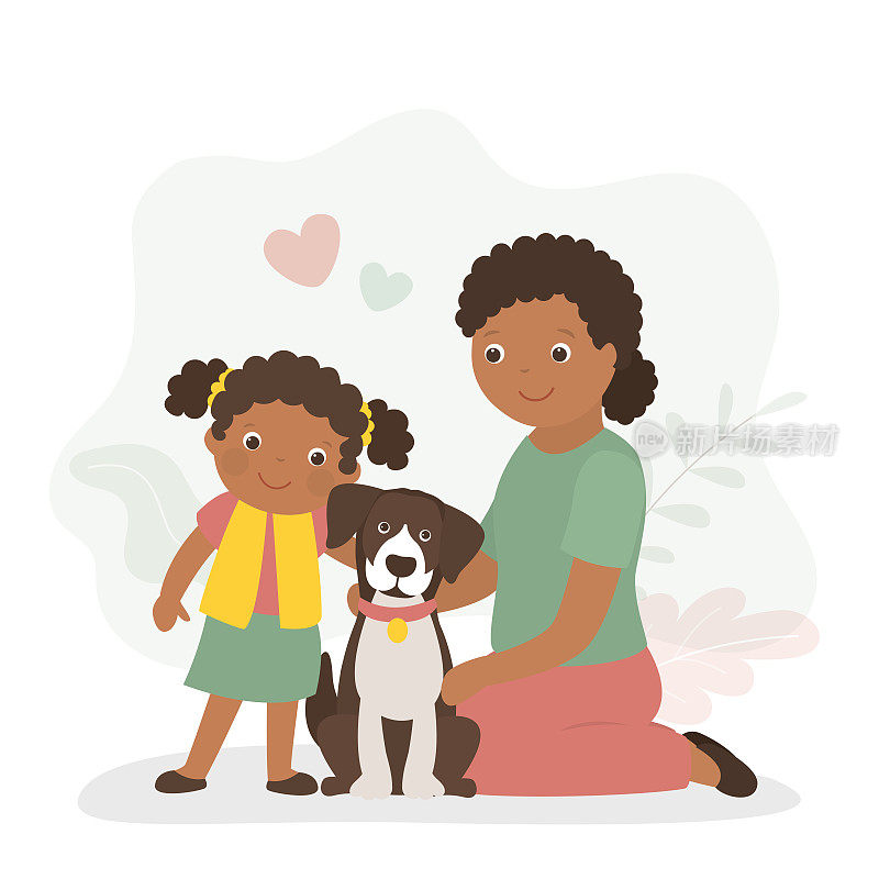 妈妈和女儿拥抱可爱的宠物。全家福，家养动物护理。有趣的狗和可爱的非裔美国人。