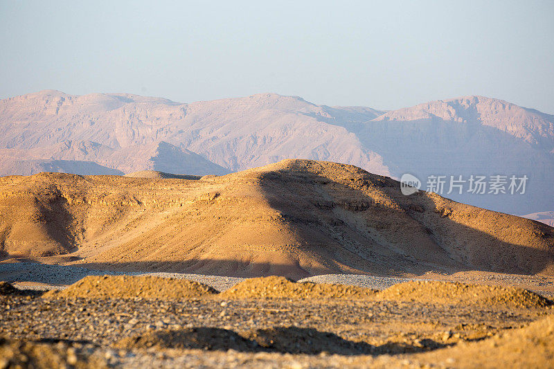 埃及:沙漠上的日出