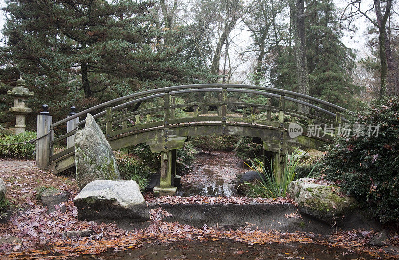 日式花园桥