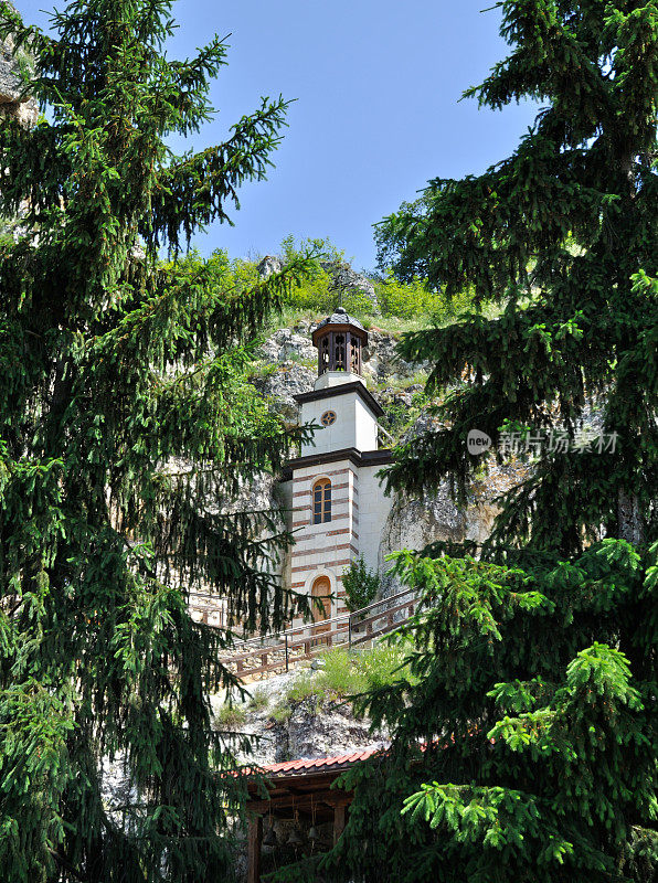 Basarbovski岩石修道院
