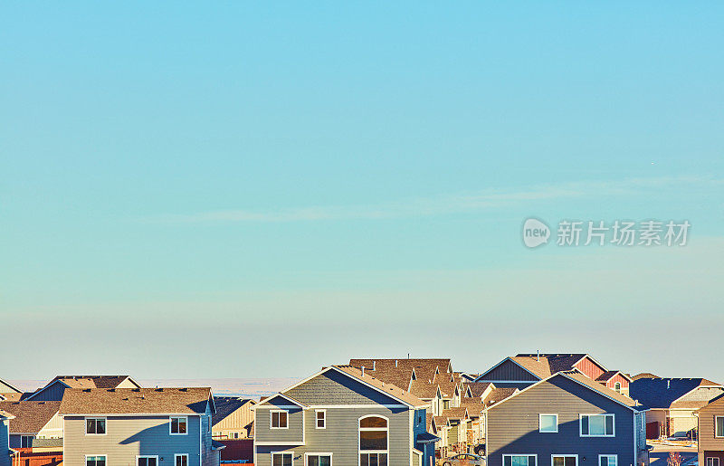 住宅住宅背景与多个屋顶