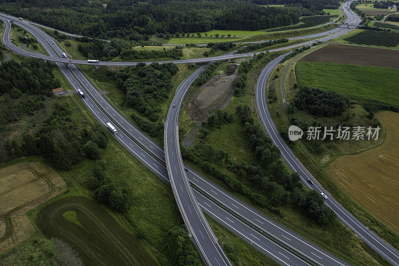 公路交汇处(架空)