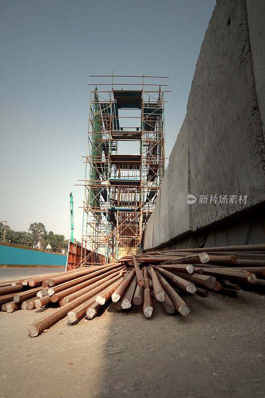 路边的建筑工地