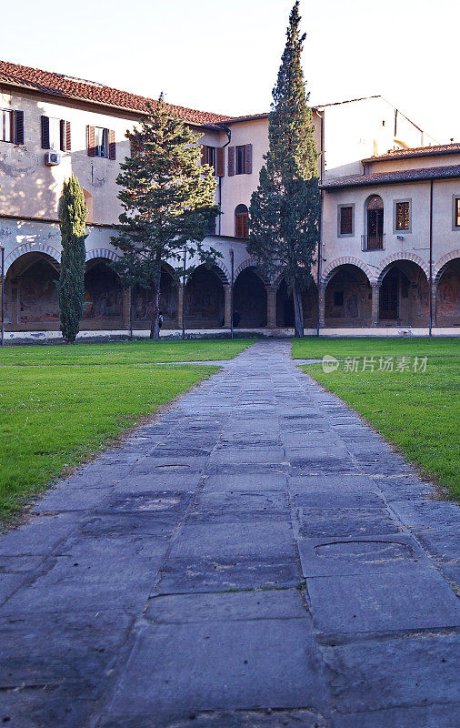 佛罗伦萨的圣玛丽亚诺维拉大修道院