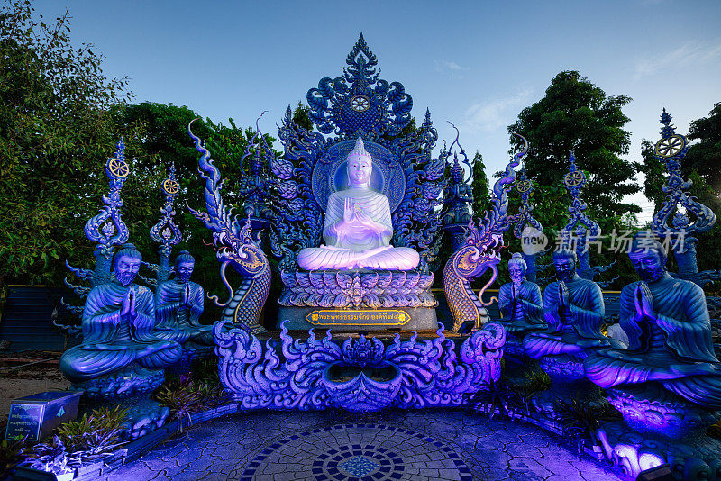 泰国清莱，蓝寺佛像