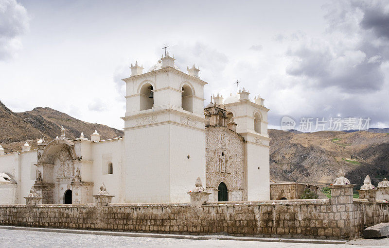 教堂-秘鲁的科尔卡峡谷