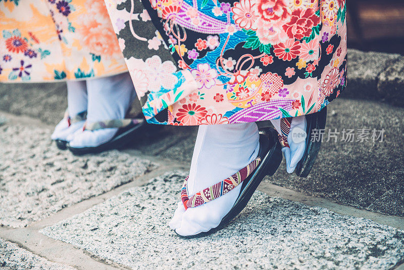 穿着和服的日本妇女，京都，日本