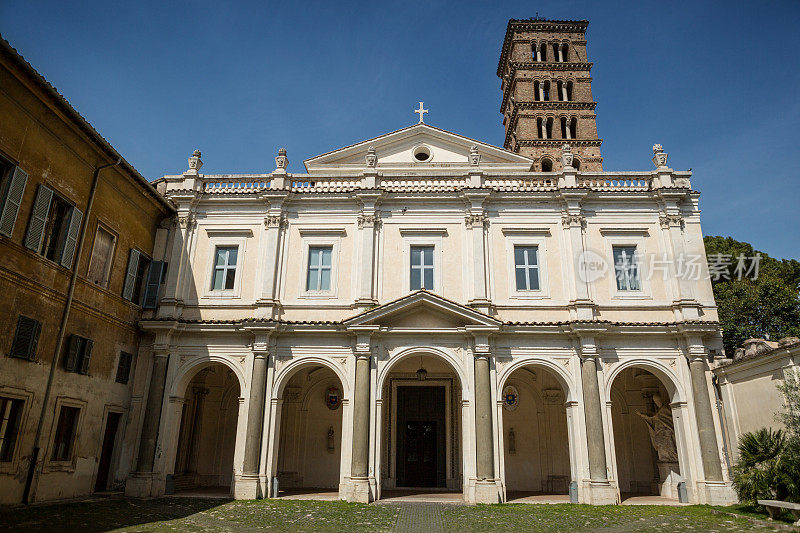 罗马阿文蒂诺的圣博尼法西奥大教堂