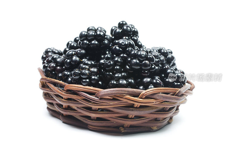 小篮子里的黑莓