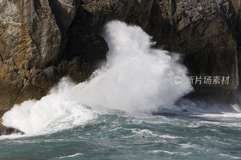 波浪发电