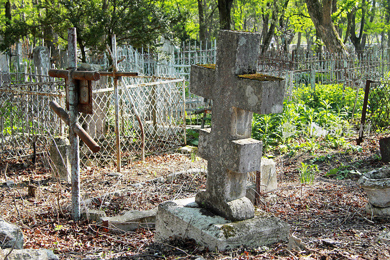旧的坟地。皮亚提戈尔斯克的历史部分