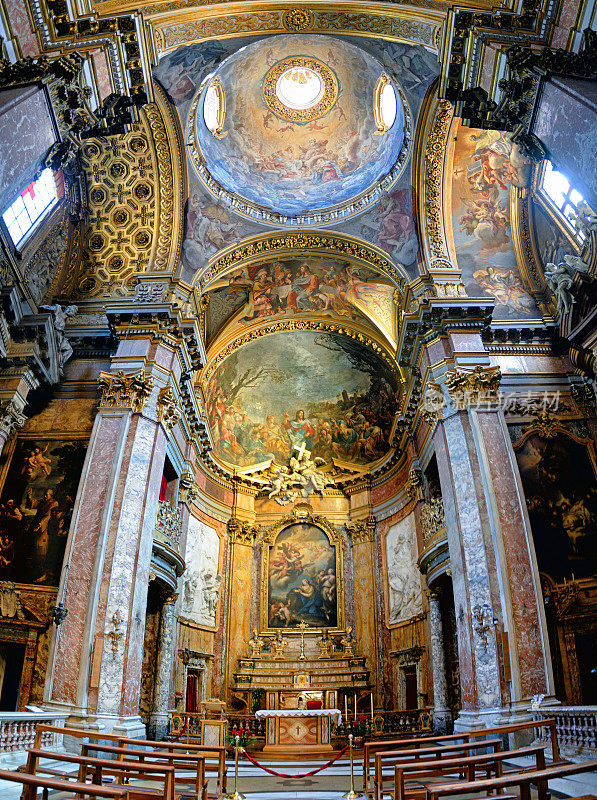 罗马的圣玛丽亚马达莱娜教堂