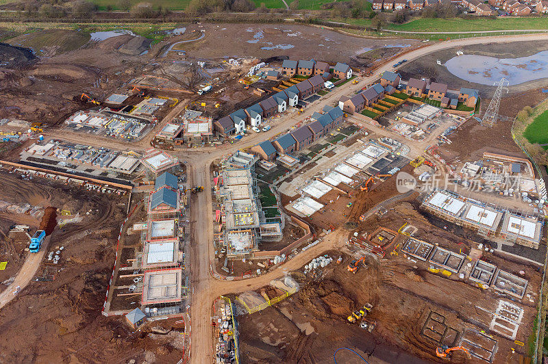 鸟瞰图新建房屋建筑工地在英格兰，英国