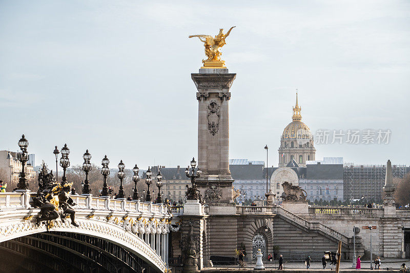 巴黎的亚历山大三世大桥