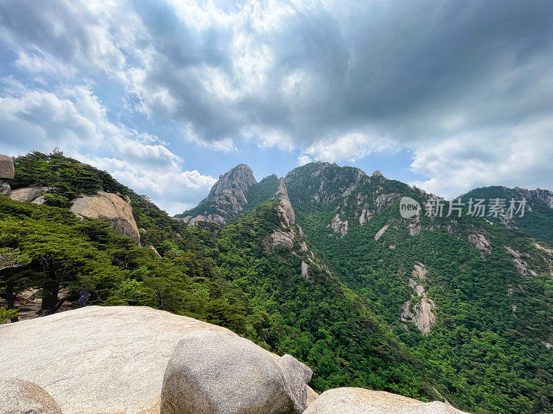 北汉山隐壁岭瞭望台