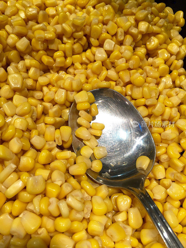 玉米颗粒的特写。