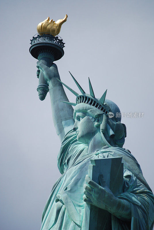 纽约港的自由女神像