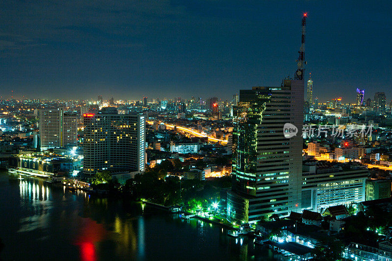 曼谷《暮光之城》