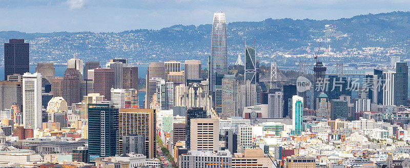 全景市中心旧金山城市天际线和城市景观