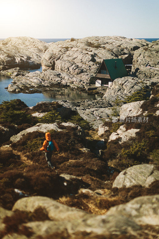 女性旅行冒险:在挪威登山