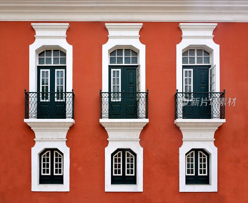 罗安达-殖民时期的窗户和阳台，安哥拉
