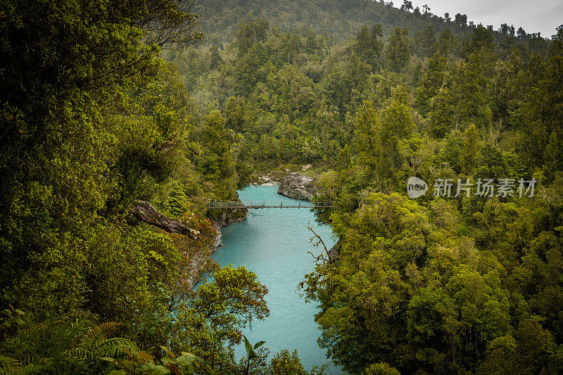 霍基提卡湖峡谷的风景，霍基提卡，南岛新西兰，旅游目的地