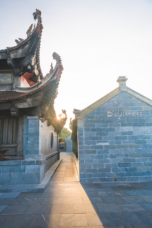 美丽的风景金山宝唐图塔和中国神u来和观音在越南萨帕翻斯盘山