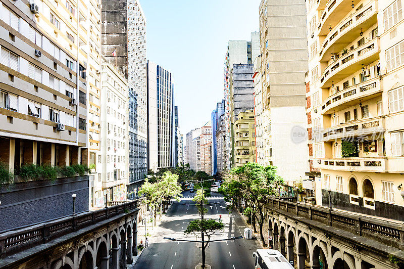 阿雷格里港市中心的街道