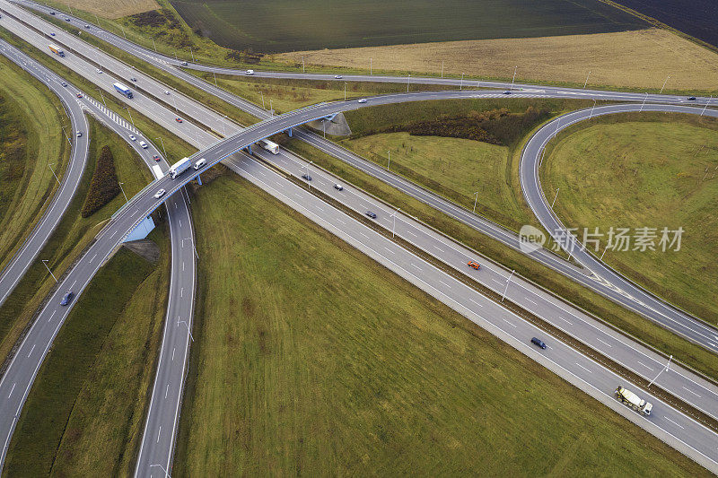 公路及道路交汇处(空中)