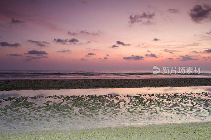 热带海滩的日落