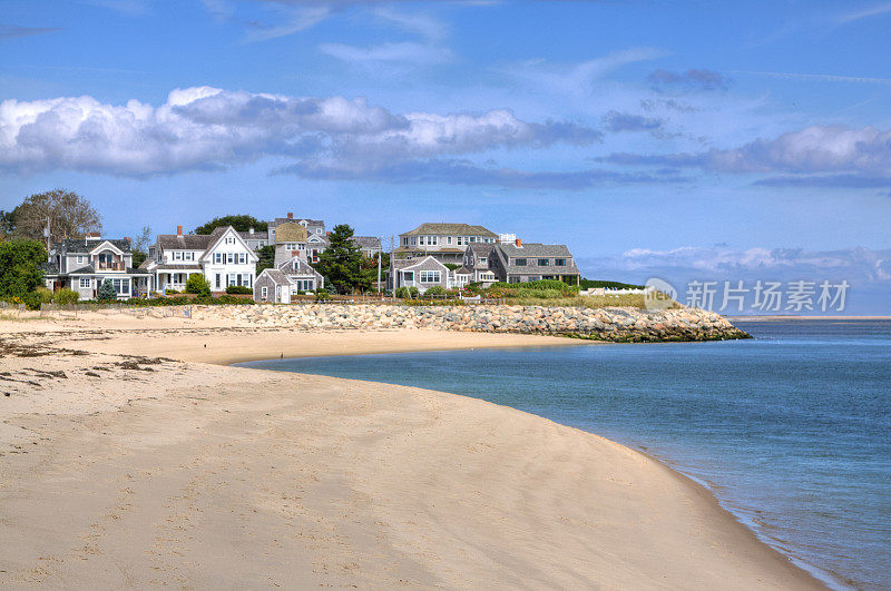 豪华新英格兰海滨别墅，查塔姆，科德角，马萨诸塞州，美国。