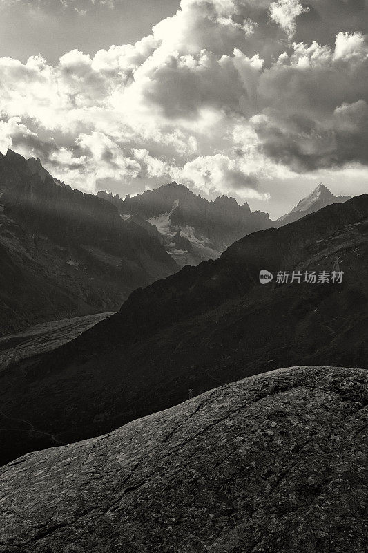 法国阿尔卑斯山的风景