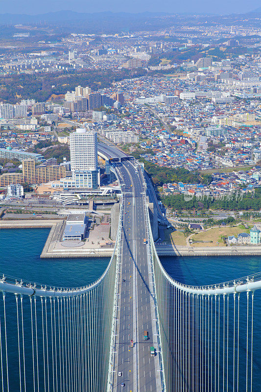 明石海峡大桥顶部