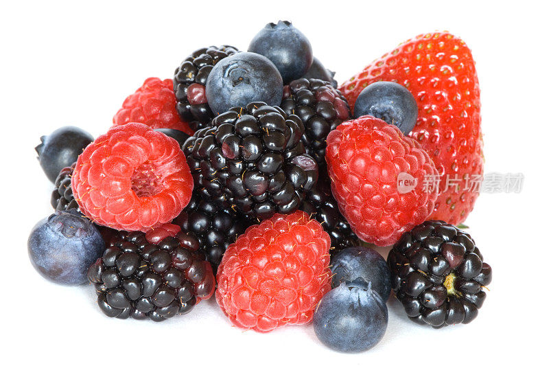 混合浆果-草莓，覆盆子，黑莓和蓝莓配白色