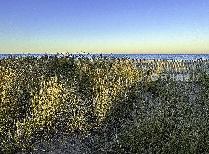 黄昏海滩