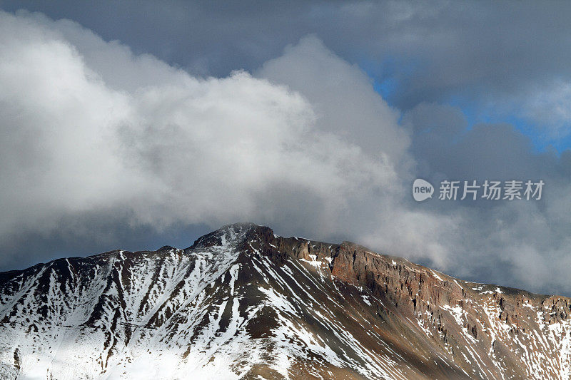 山峰