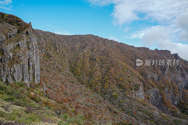 济州汉拿山(悬崖)