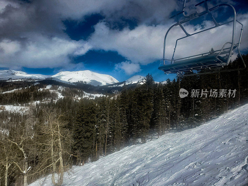 鹰角滑雪场，比弗，犹他州。