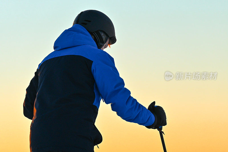 青少年滑雪