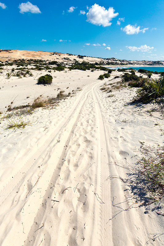 莫桑比克，楠普拉省，安哥什，沙地上的足迹。