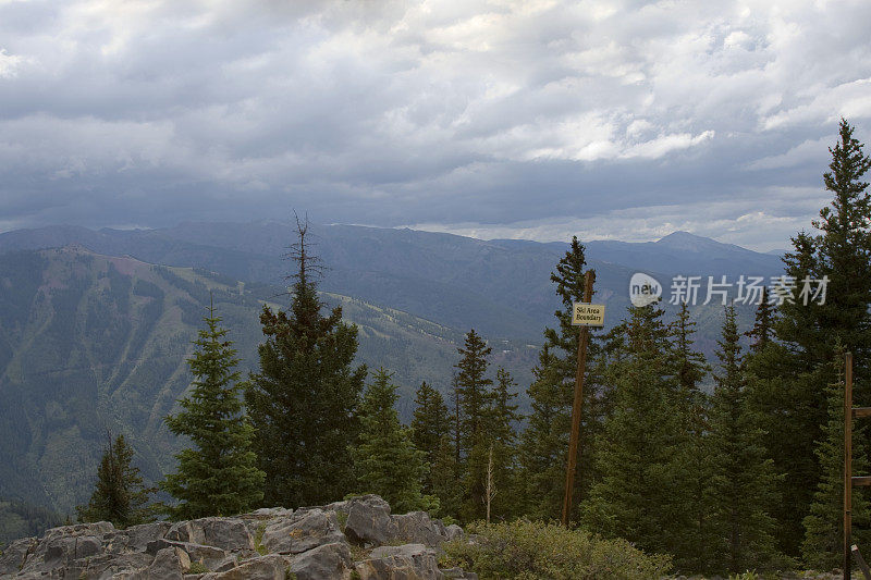 阿斯彭滑雪山